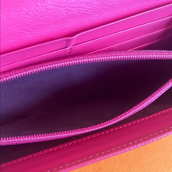Fendi Pink Women's Wallet - Picture 9 of 15